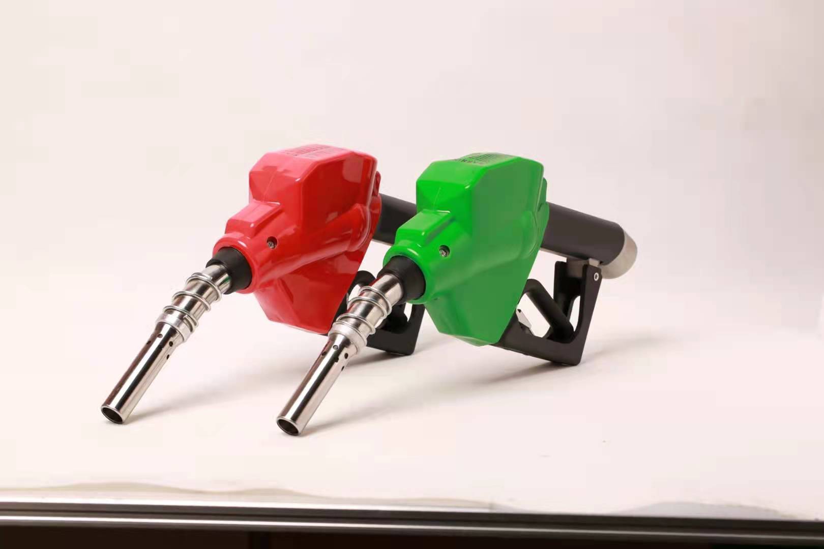 High Flow Stainless Steel Fuel nozzle For Jerry Can from China